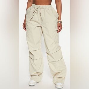 Women’s FashionNova Parachute Pants - Taupe - Size Medium - NWT